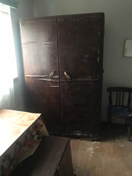 голяма къща с голям двор в с.Татари община Белене