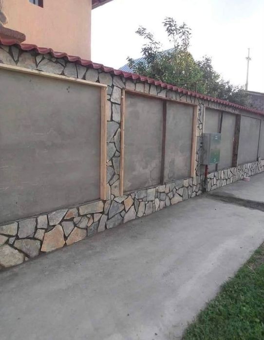 Vindem piatră naturală de munte la noi găsiți tot ce aparține de Curtea dumneavoastră ne deplasam în toată țara transport gratuit