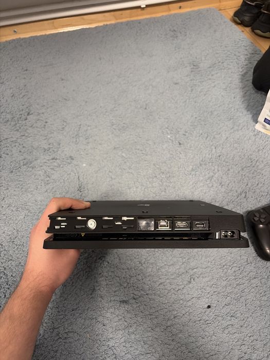 Playstation 4/ps4 slim