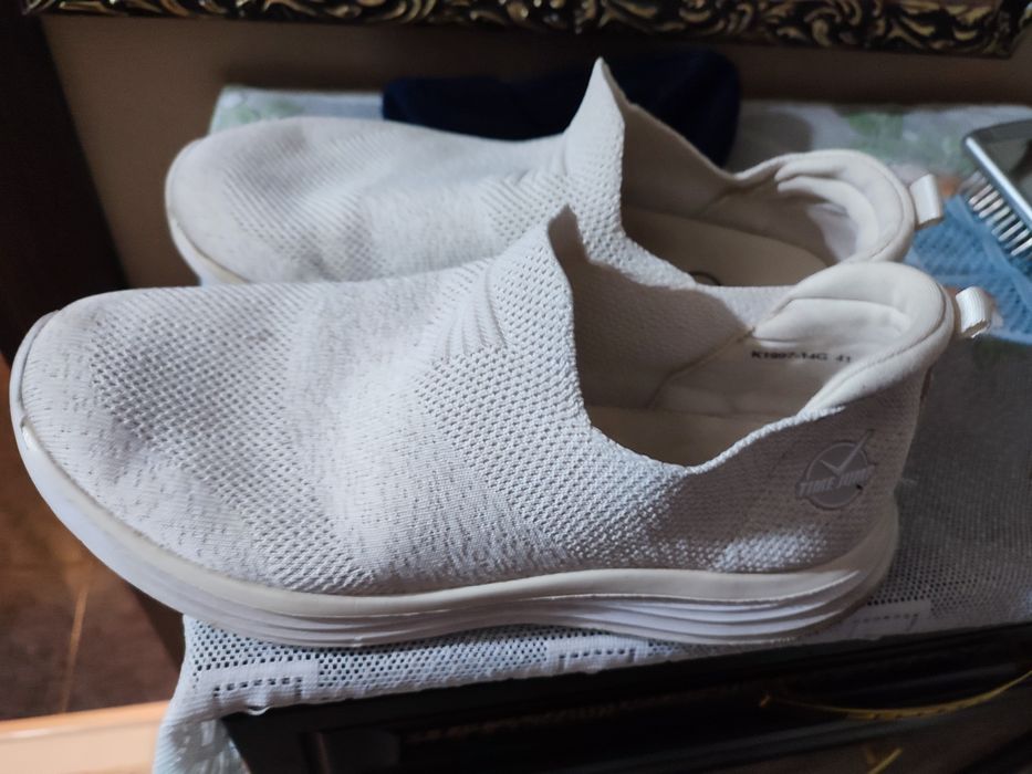 Продам б/у женские башмаки