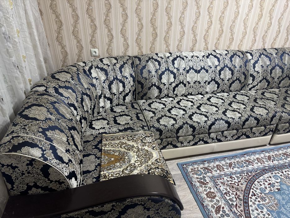 Продам диван в отличном состоянии