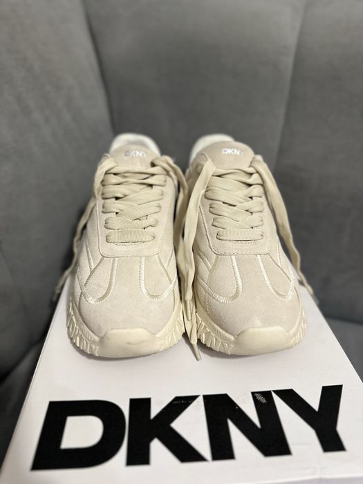 Велурени обувки Dkny