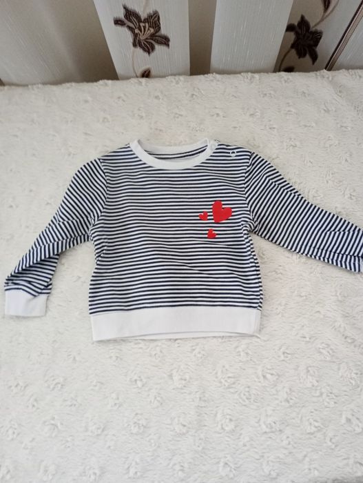 Vând  hăinuțe  fetiță mărimile:,68,74,80,86