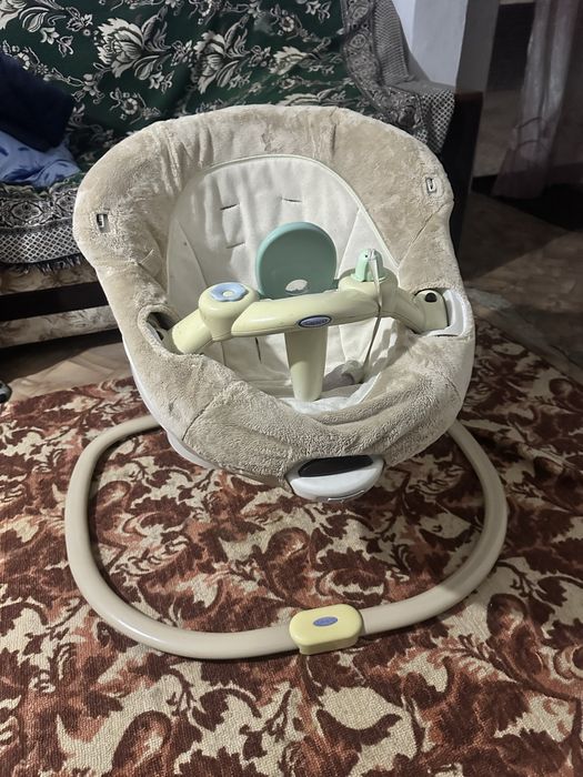Электрокачели Graco