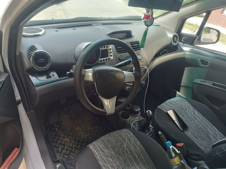 Avtomobil Shevrolet Spark