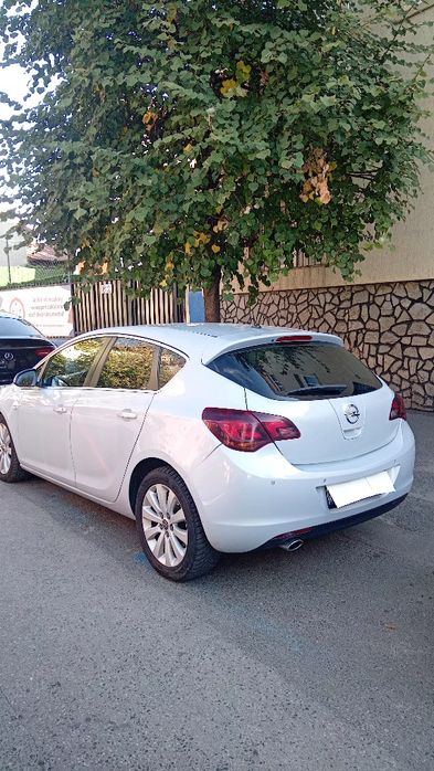 OPEL Astra 2012 — imagine 4