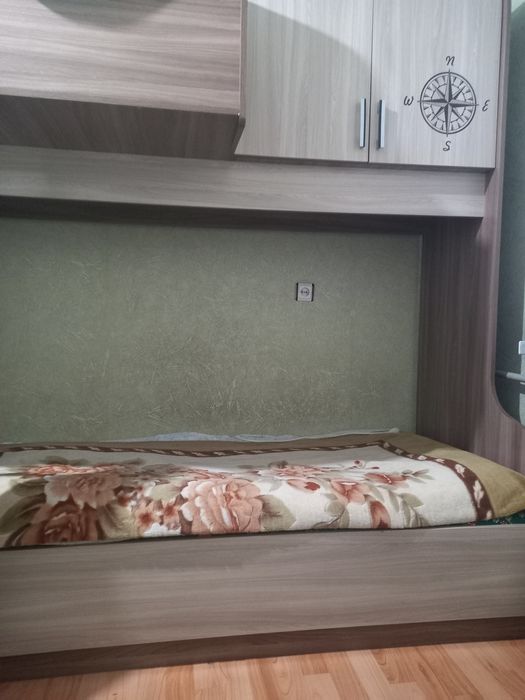 Детская двух ярусная кровать