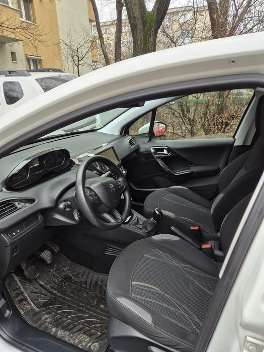 PEUGEOT 208 2013 — imagine 4