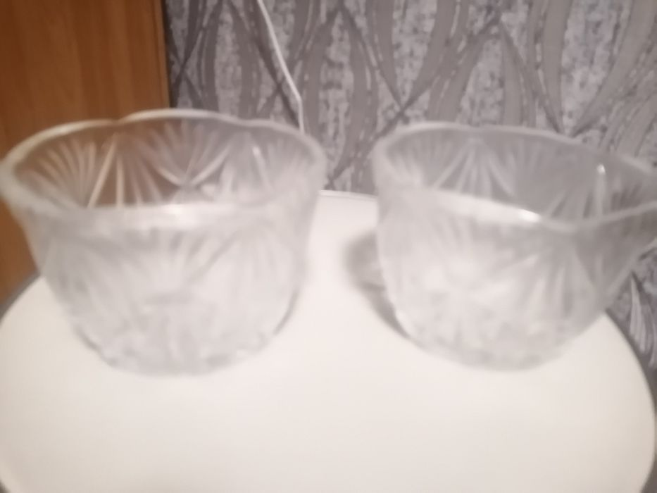 Продам хрустальные вазы