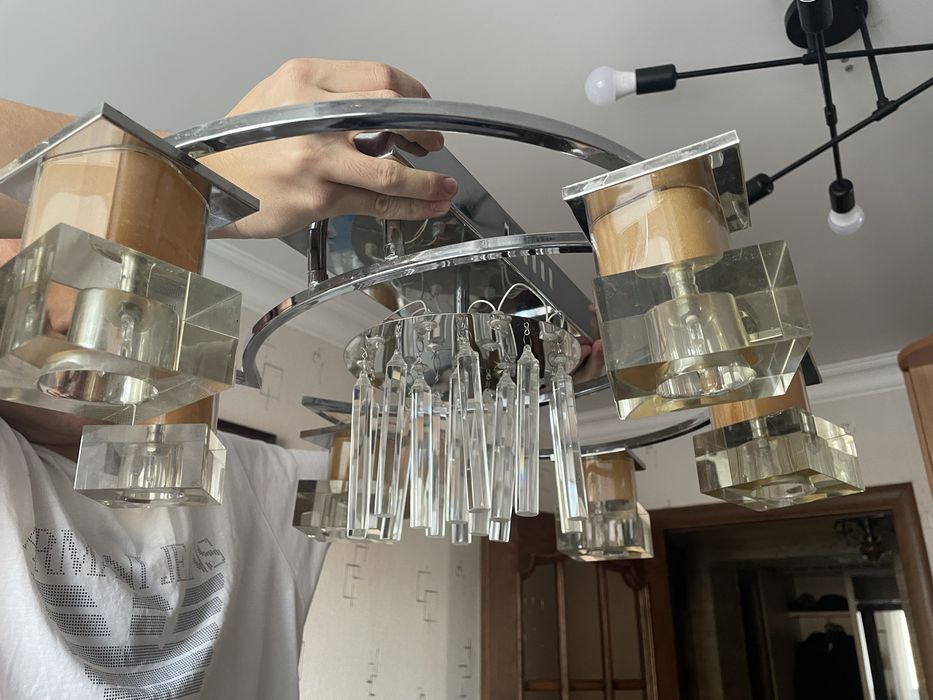 Люстра свет 10000