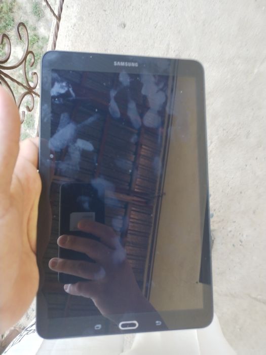 Galaxy Tab E (5000Amper)