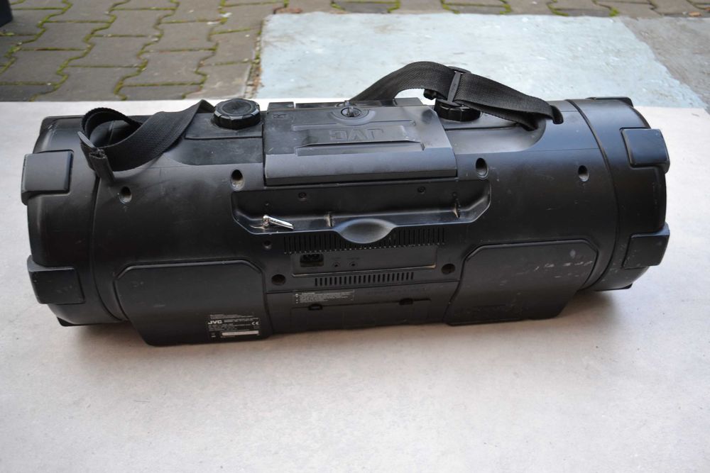 BoomBox Jvc RV NB 75 B Defect