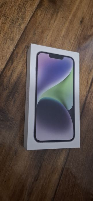 Продам 14 айфон в отличном состоянии