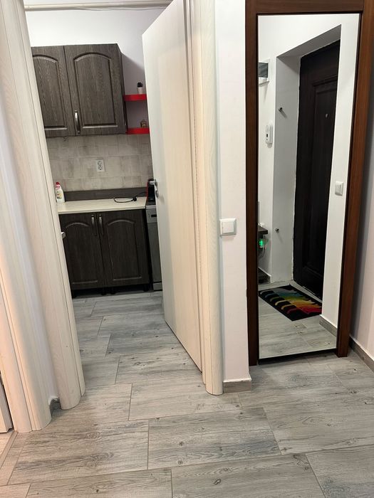 Închiriez garsonieră în Militari residence