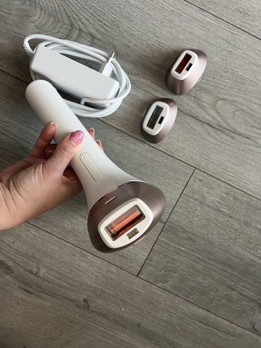 Epilator IPL Philips Lumea Seria 9000 BRI955/00