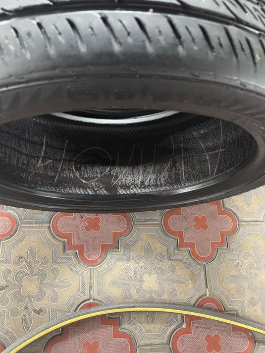 Передние шины 245 40  мерседес