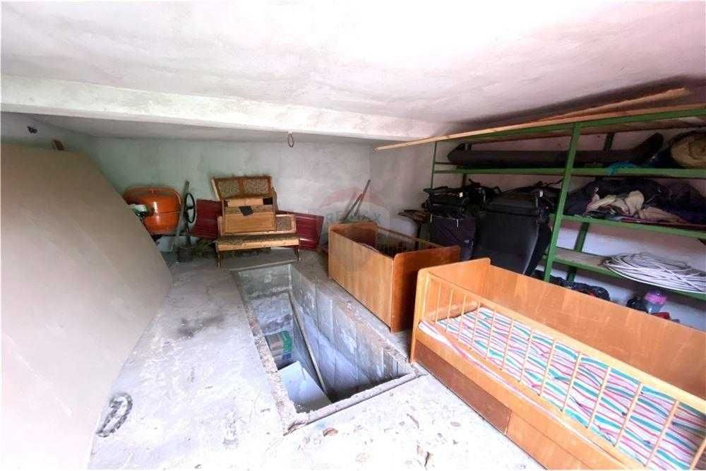 Продава се Къща в Разград, Бели Лом - 30 кв.м за 850 €/кв.м - Снимка #15