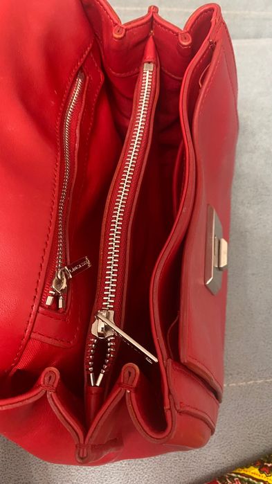 Продам сумку в хорошем состоянием