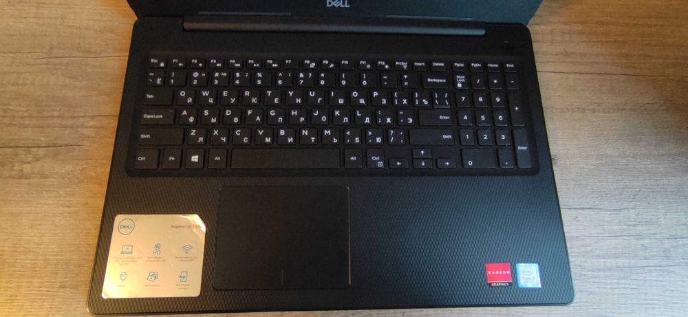 Ноутбук Dell Inspiron