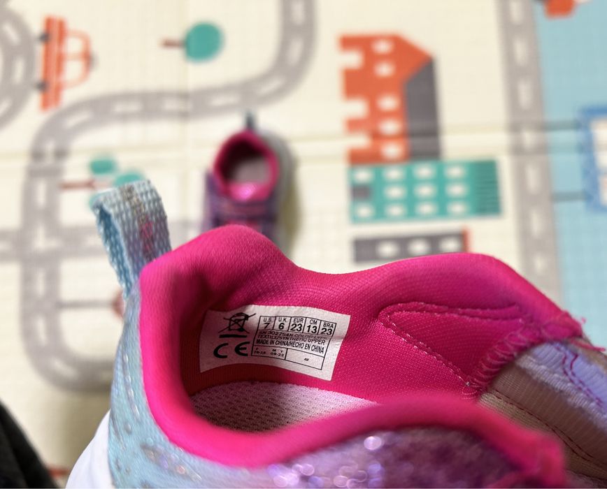 Детски обувки Skechers 23 номер