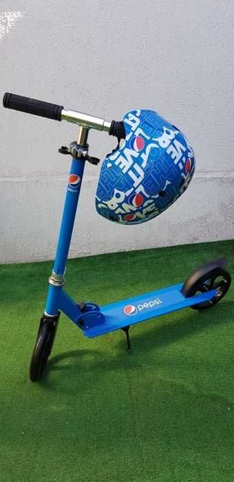 Trotineta plus casca de protectie