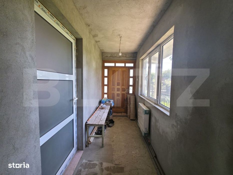 Casa cu suprafata de 395 mp - Com. Arcani sat Sanatesti