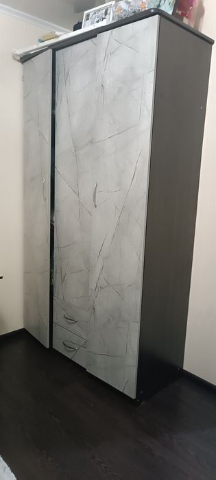 Продам шкаф,комод