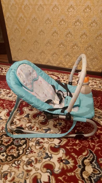 Продается шезлонг