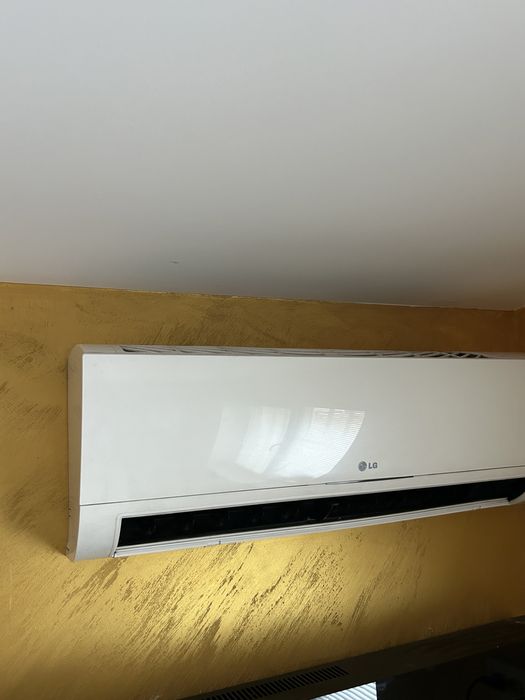 Климатик LG inwertor…..