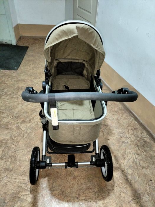 Зимняя коляска в отличном состоянии