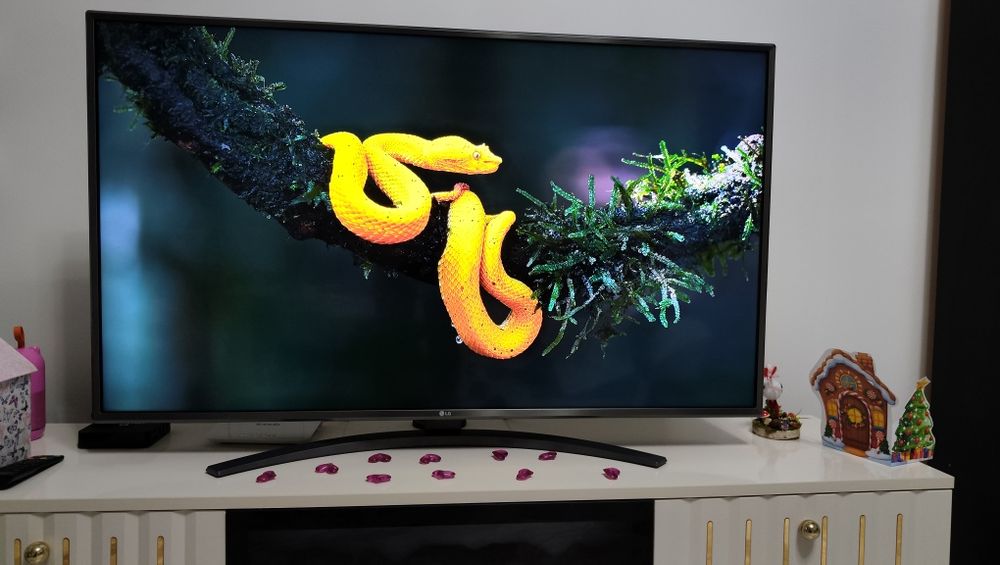 Телевизор LG 50 inch 127 sm