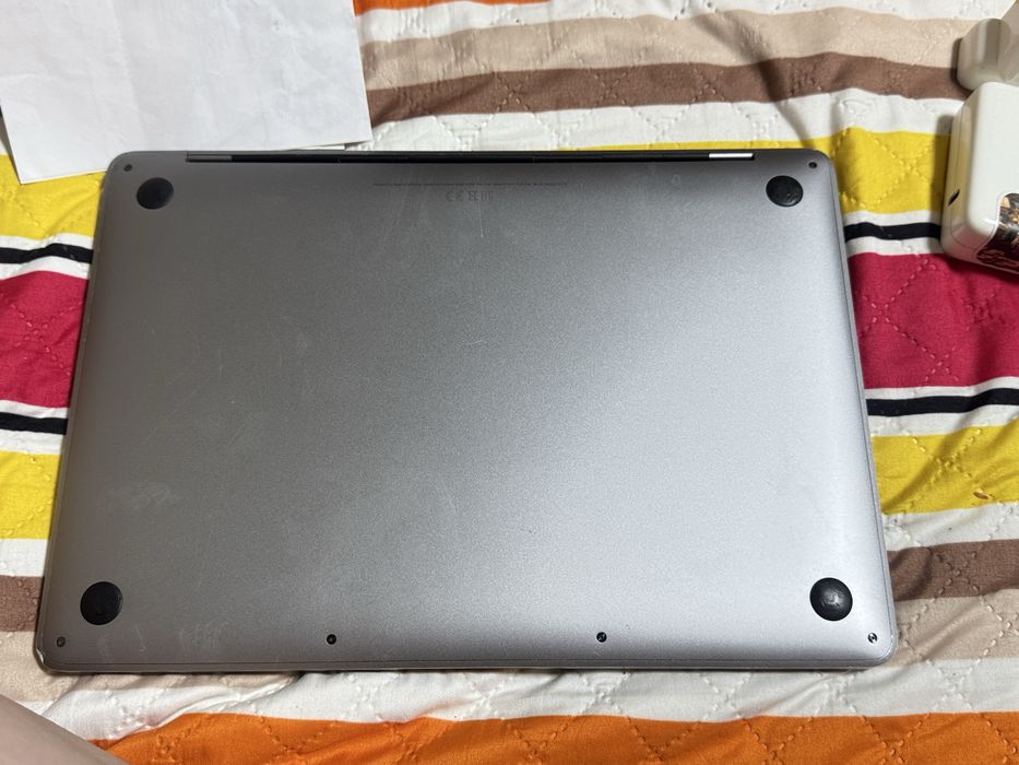 Продам MacBook Pro 2017