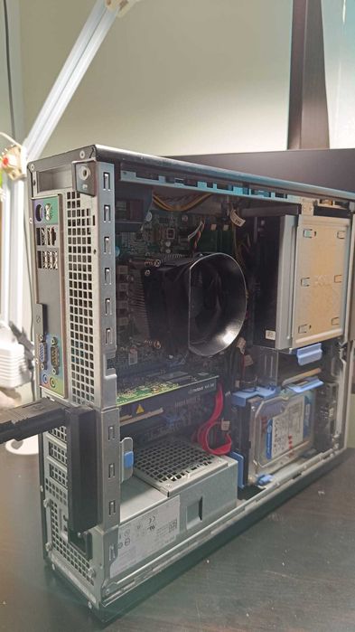 Sistem PC Optiplex 790, i5-2400 3.10 GHz 4 cores, 8gb DDR3
