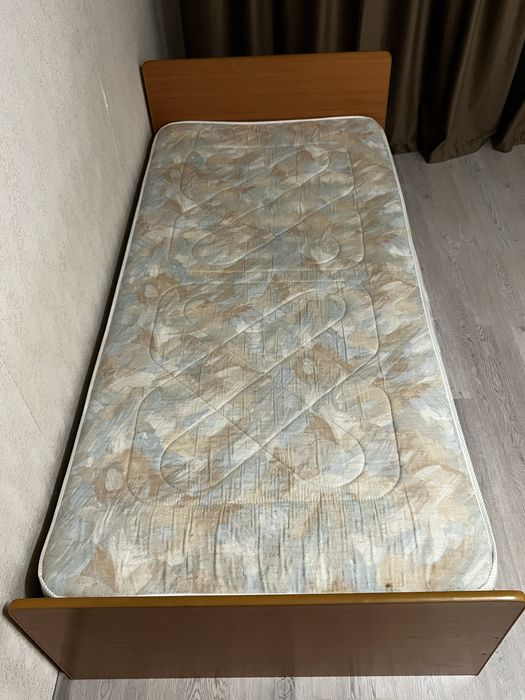 Продам кровать