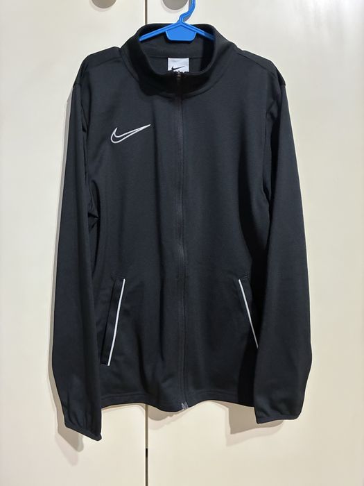 Детски спортен екип