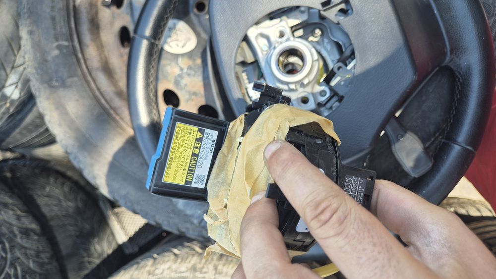 Оригинален Мулти волан за ТОЙОТА Авенс Т27 2008- 2012г