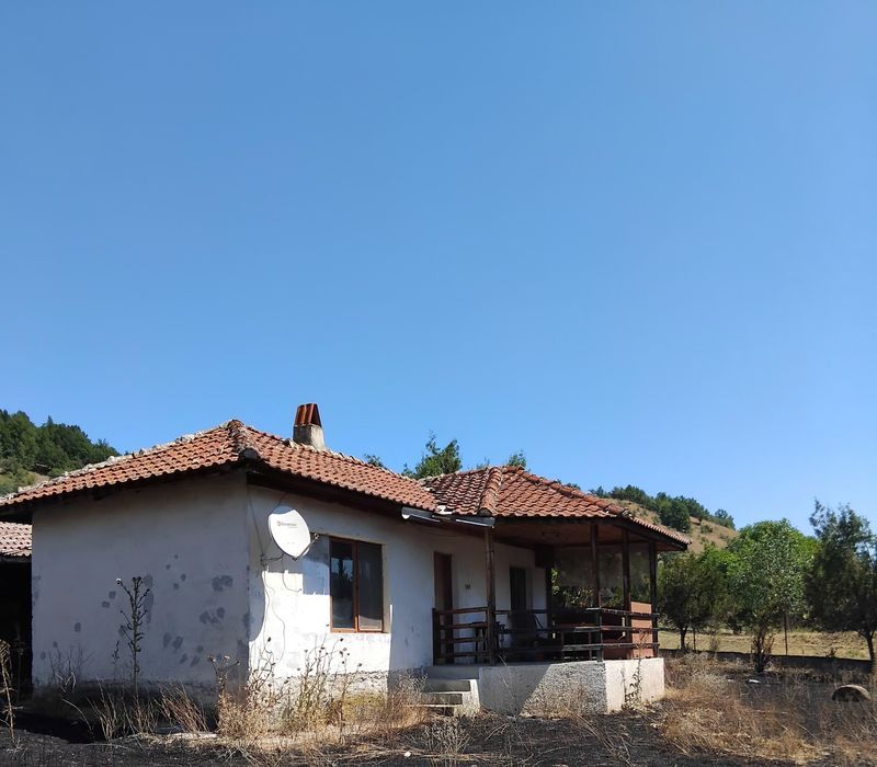 Продава се Промишлена сграда в с. Падеш, Област Благоевград - 7500 кв.м за 34 €/кв.м - Снимка #4