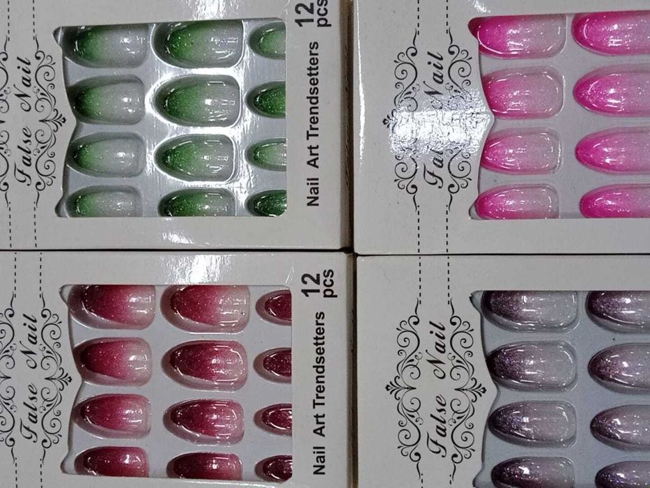 Накладные ногти , маникюр