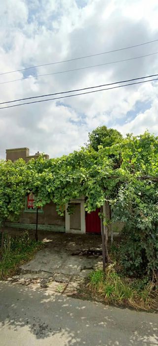 *VAND CASA 2 CAMERE + TEREN 285 MP - STR. MIHAI BRAVU 222 - colt cu deschidere dubla DE RENOVAT*