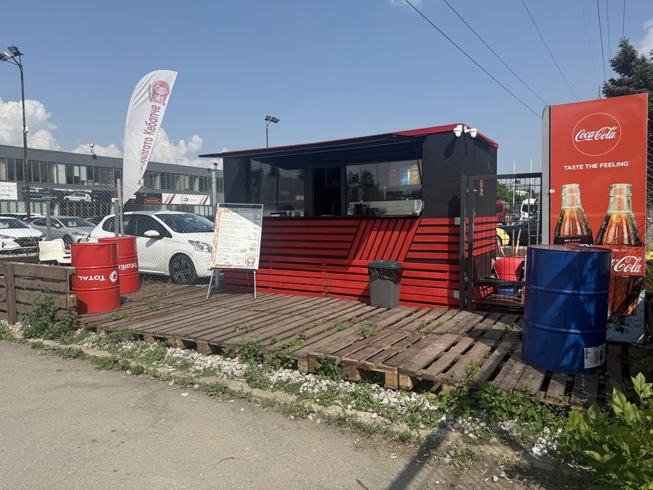 Търговска каравана за бързо хранене / оборудвана; готова за работа/