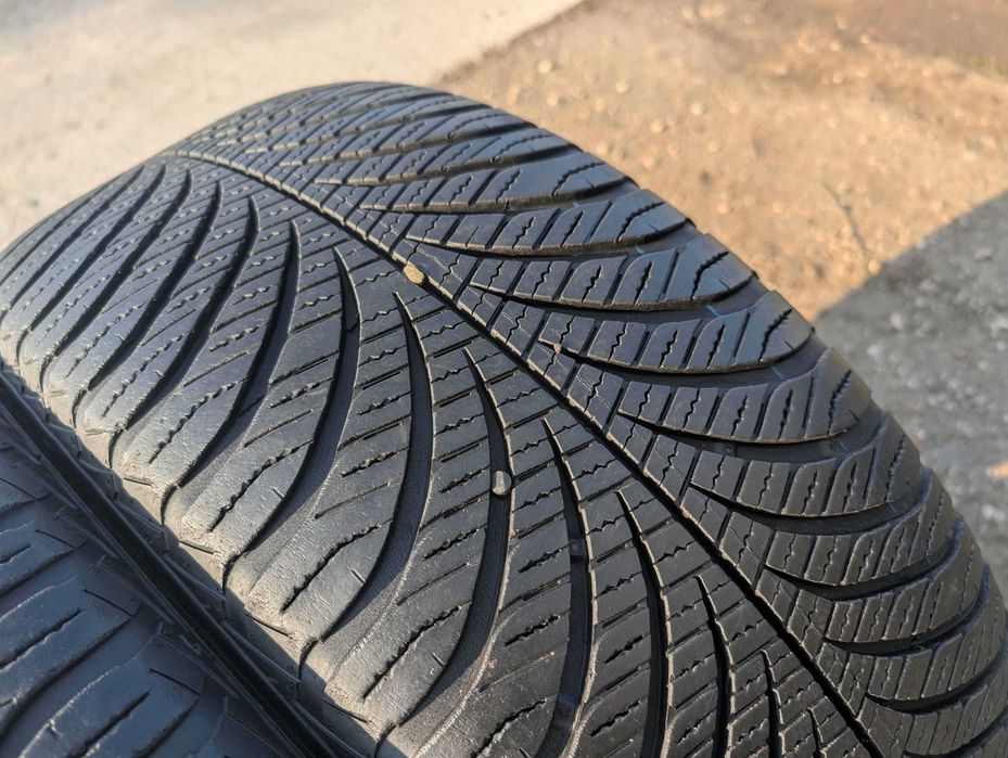 235/50 R18 • All Season • Goodyear Vector 4Seasons gen 2 101V | 4 buc | Pret/buc