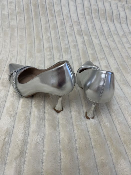 Туфли серебристые 35 р,кожа
