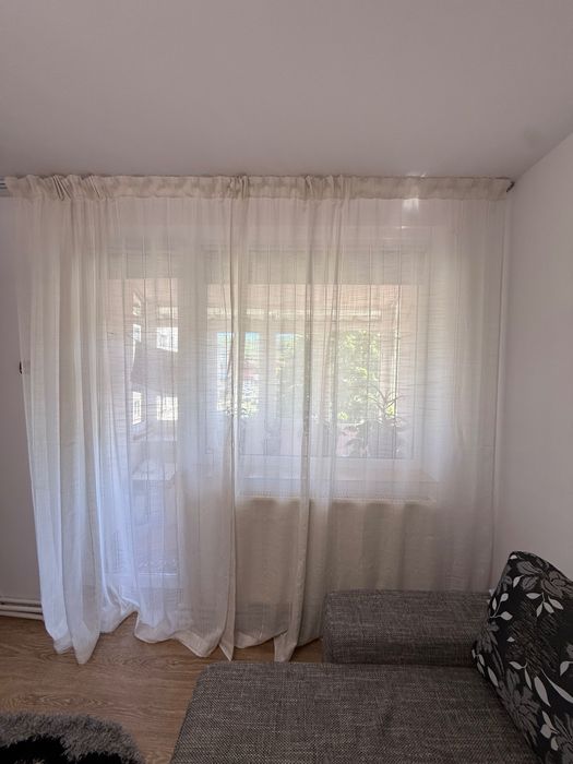 Apartament în Bumbesti Jiu,2 camere semidecomandat
