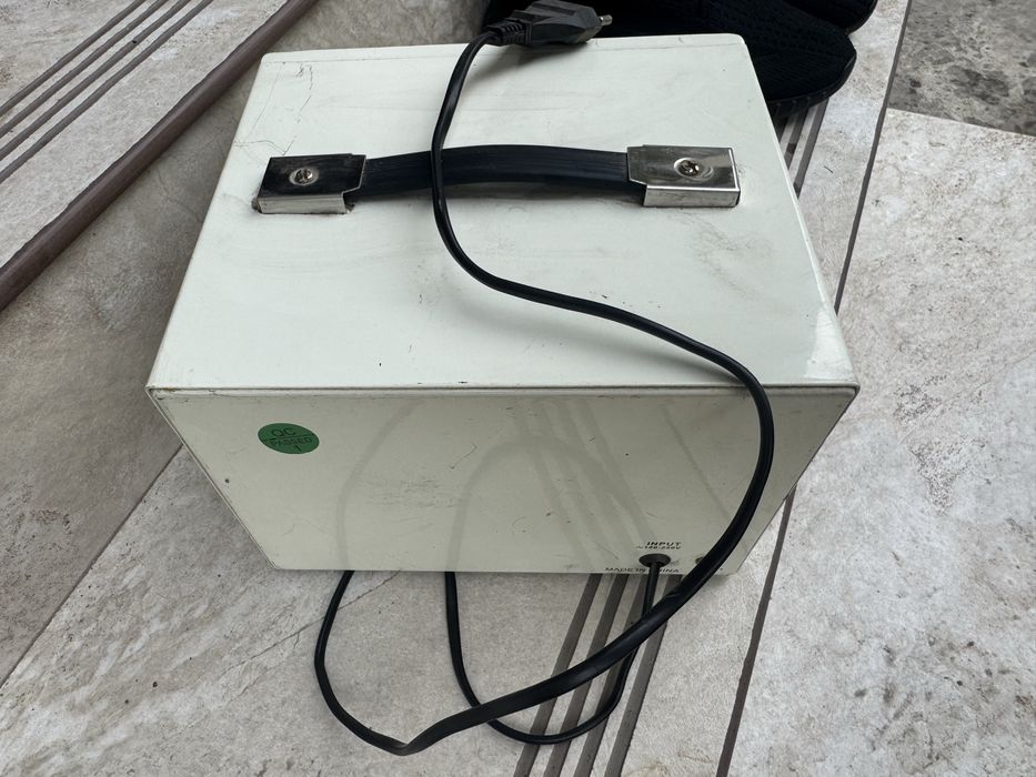 Andeli stabilizator svc-1000VA