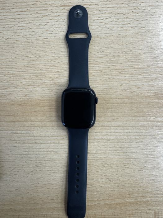 Apple  Watch 8. 45