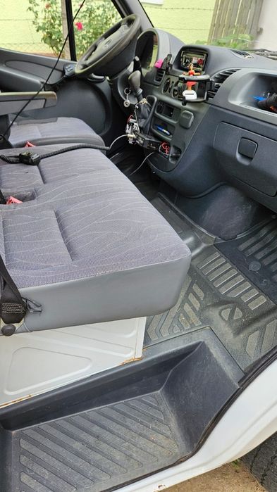 Vând Mercedes- Benz 311 CDI