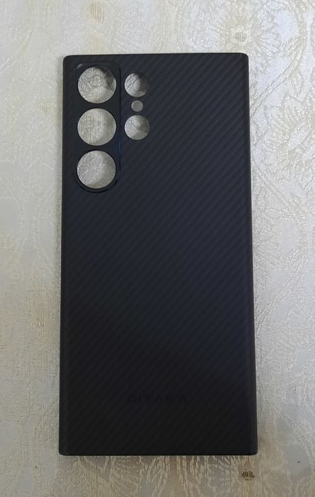 Pitaka original chexoli Samsung s23 ultra modeli uchun.