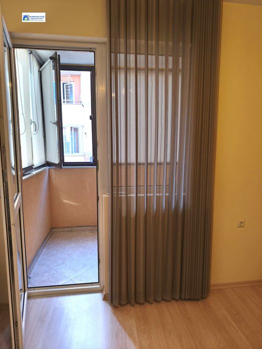 2-стаен в Плевен-Идеален център площ 61 цена 400