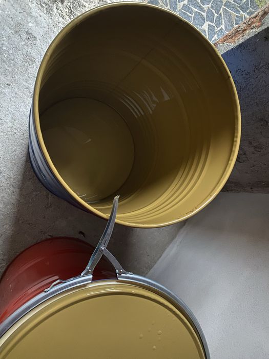 Butoaie 200 l cu capac