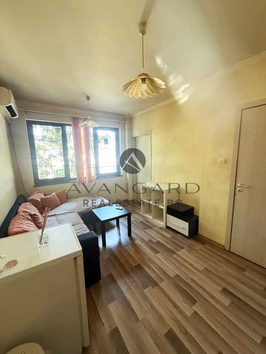 Продава се Двустаен апартамент в Пловдив, Център - 38 кв.м за 3053 €/кв.м - Снимка #2
